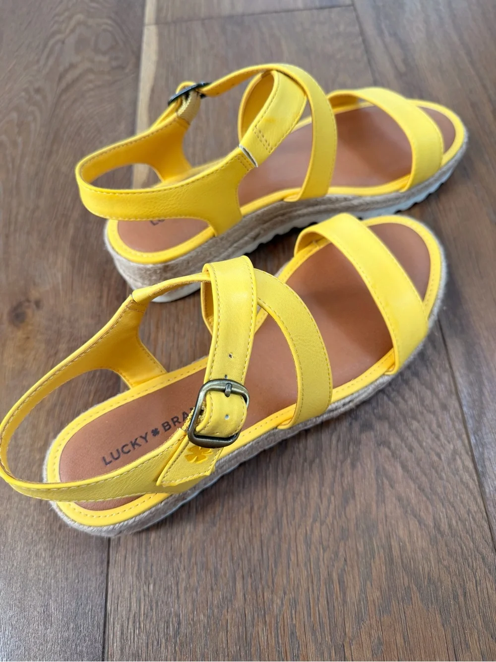 Lucky Brand bright yellow